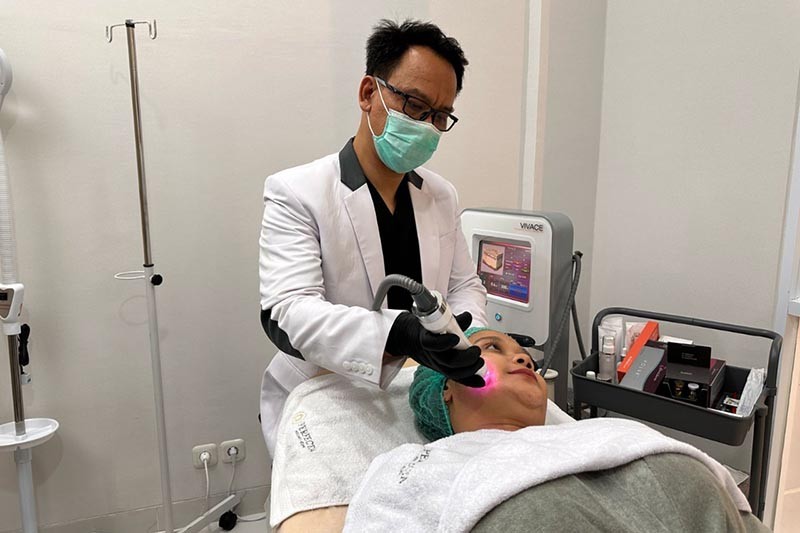 Perawatan Kulit Halus Bak Kulit Bayi dengan Stem Cell Aesthetic  - Bagian 1