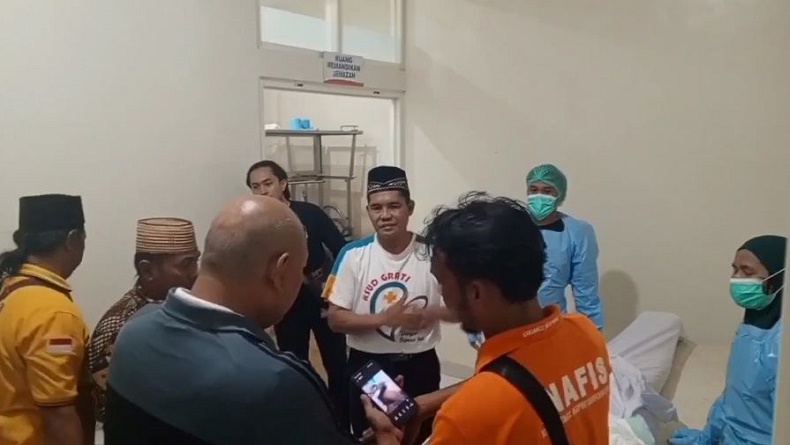 title Ngeri, Petani di Pasuran Tewas Dilempar OTK dengan Bom Bondet Ngeri, Petani di Pasuran Tewas Dilempar OTK dengan Bom Bondet