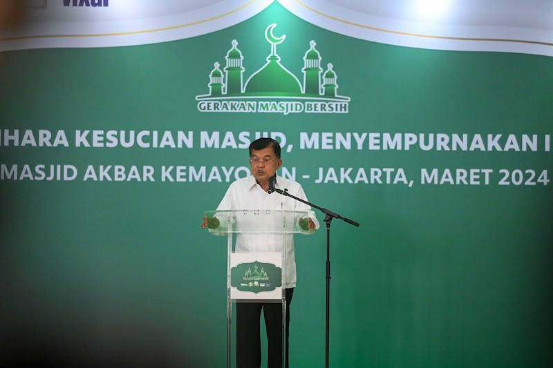 DMI Gelar Bersih-Bersih Masjid Sambut Ramadan - Bagian 5