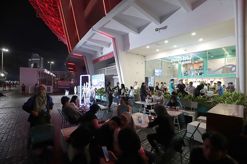 Menikmati Kopi hingga Bangun Relasi usai Olahraga Malam di GBK - Bagian 2
