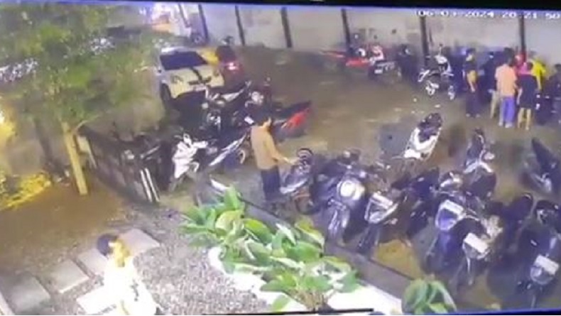 2 Pemuda Dikeroyok Sekelompok Orang karena Dituduh Curi Helm di Padang, 1 Tewas