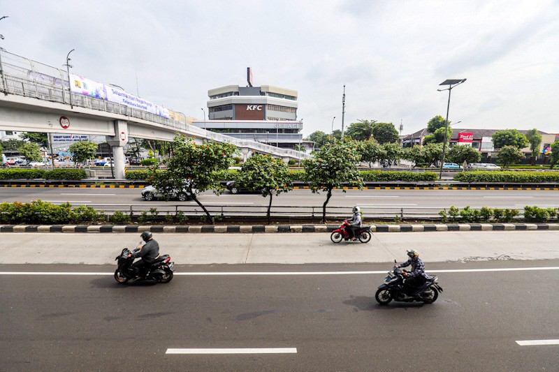 Hari Pertama Ramadan 1445 H, Jalanan Jakarta Lengang Bebas Macet - Bagian 4