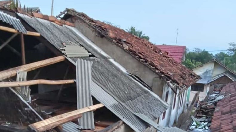 Angin Puting Beliung Terjang Lampung Selatan, 102 Rumah Rusak dan 8 Warga Terluka