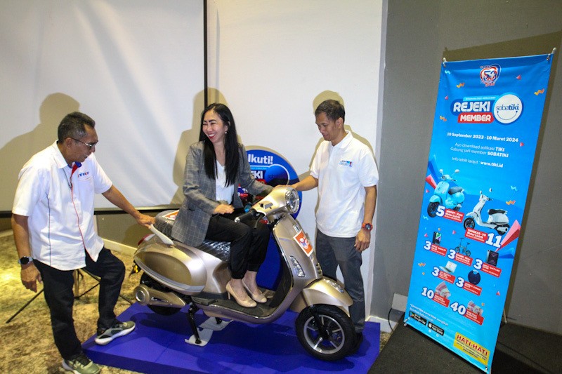 Awali Ramadan 1445H, TIKI Bagikan Uang Tunai hingga Motor Listrik - Bagian 1