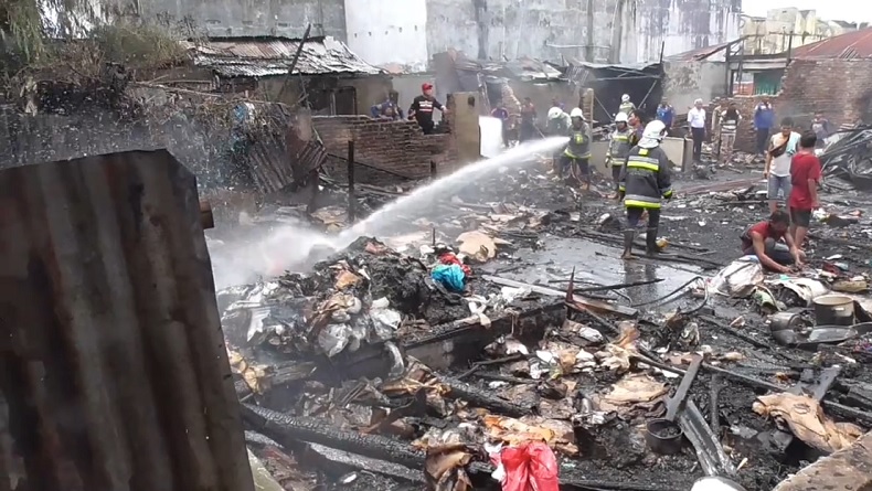 Api Berkobar, Belasan Rumah di Bukittinggi Hangus Terbakar