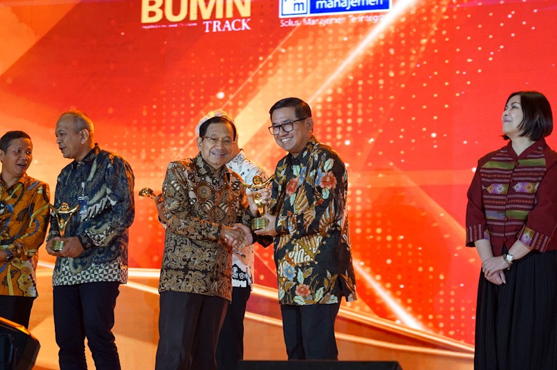 Transformasi Digital Perusahaan Terbaik, Petrokimia Gresik Raih Anugerah BUMN 2024 - Bagian 1