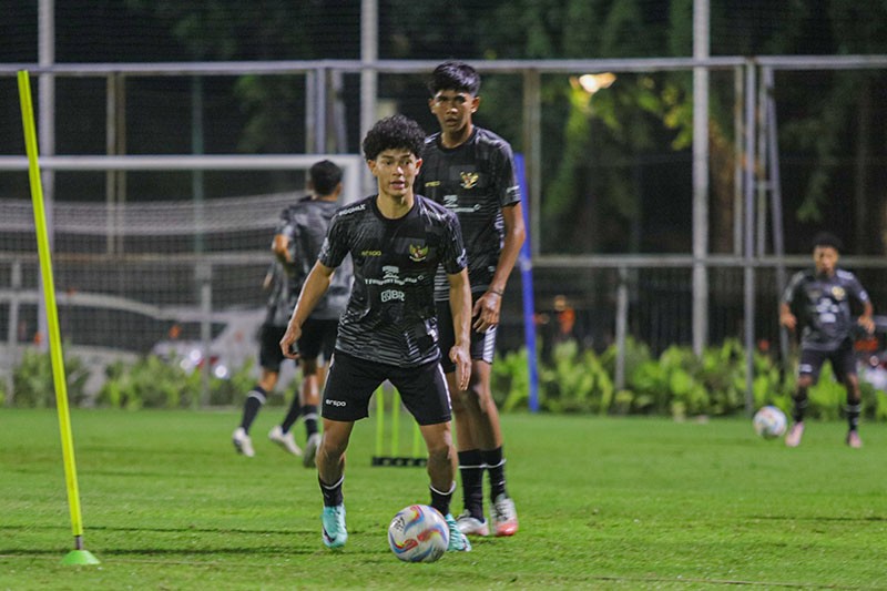 Jelang Hadapi China, Timnas Indonesia U-20 Latihan pada Malam Hari - Bagian 4