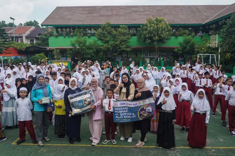 Berbagi Alquran hingga Perlengkapan Salat di Bulan Suci Ramadan 1445 H - Bagian 2