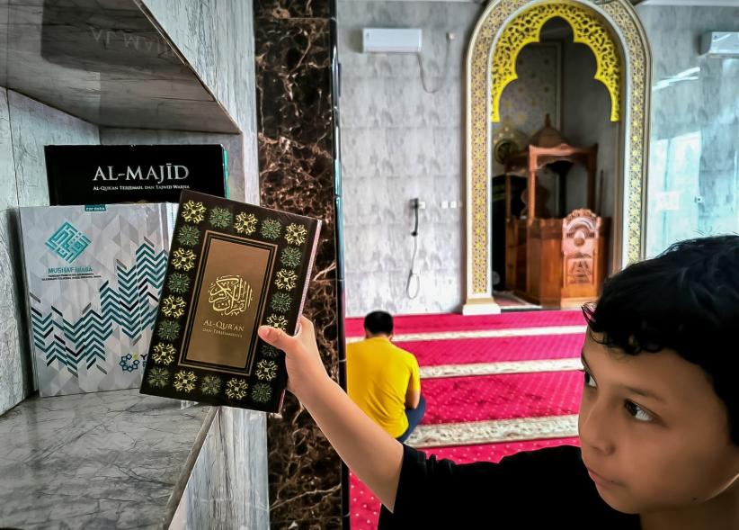 Berbagi Alquran hingga Perlengkapan Salat di Bulan Suci Ramadan 1445 H - Bagian 6