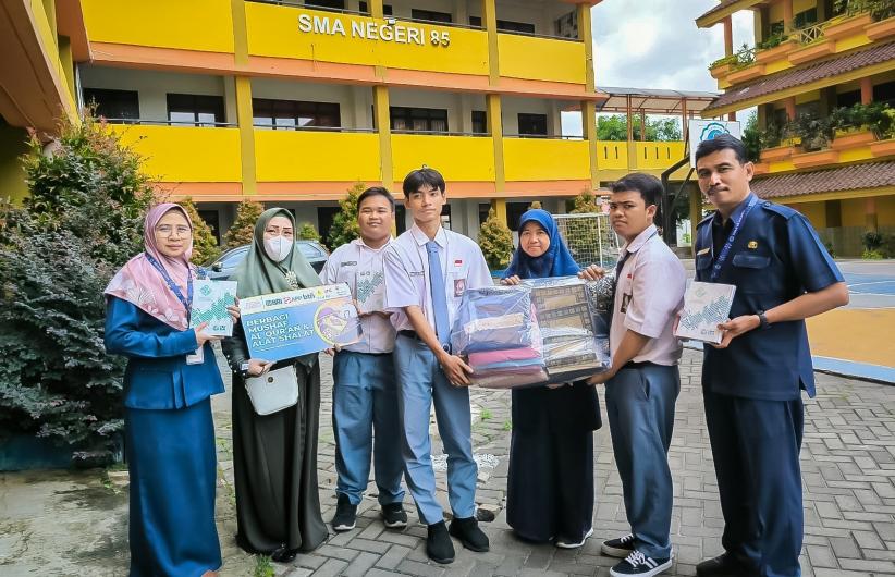 Berbagi Alquran hingga Perlengkapan Salat di Bulan Suci Ramadan 1445 H - Bagian 4
