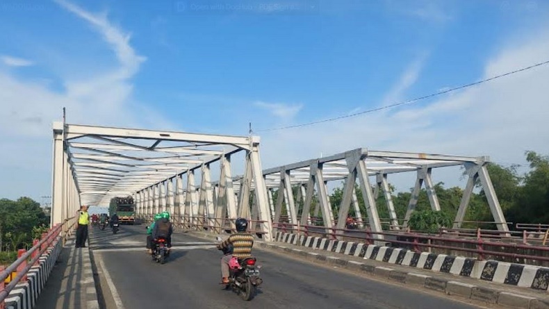 Jembatan Comal Pemalang Dibuka Kembali, Sempat Ditutup 3 Hari Untuk ...