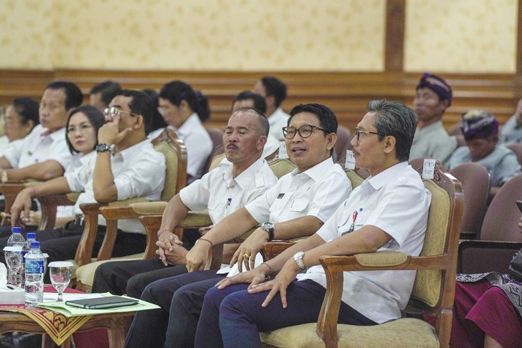 title Tingkatkan Kesejahteraan Petani, Pemkab Badung Segera Realisasikan Program Serap Gabah Tingkatkan Kesejahteraan Petani, Pemkab Badung Segera Realisasikan Program Serap Gabah