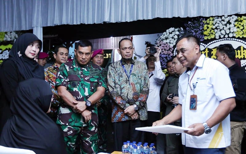 Penyerahan SRKK kepada Ahli Waris Korban KKB di Distrik Muara Papua - Bagian 3