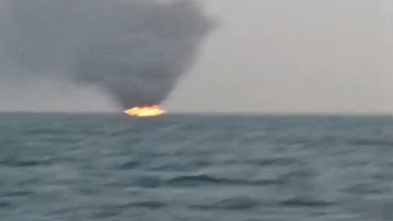 KM Surya Hasil Laut-22 Rute Malaysia-Pangkalbalam Terbakar, 1 Tewas dan 1 Hilang