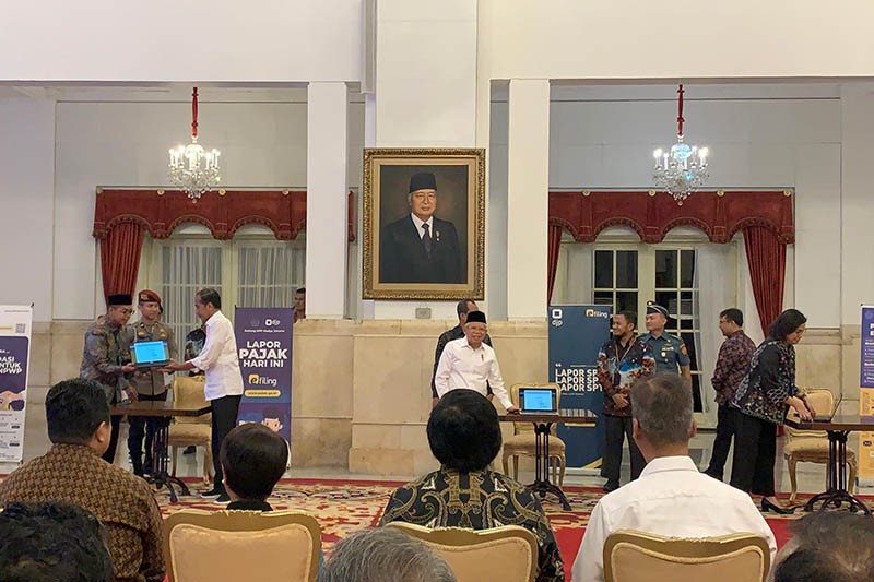 Momen Jokowi-Ma'ruf dan Para Menteri Lapor SPT Pajak - Bagian 2