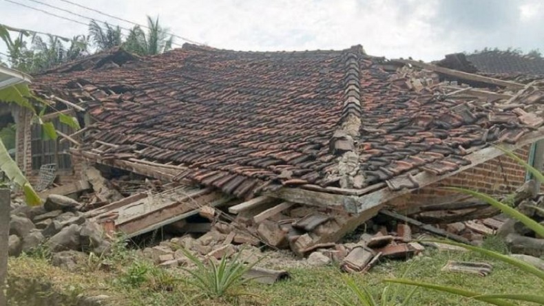 Update Gempa Tuban, BNPB: 143 KK Terdampak dan 87 Bangunan Rusak di Jatim