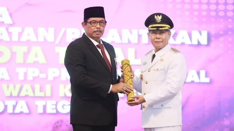 title Dadang Somantri Dilantik Jadi Penjabat Wali Kota Tegal Gantikan Dedy Yon Dadang Somantri Dilantik Jadi Penjabat Wali Kota Tegal Gantikan Dedy Yon