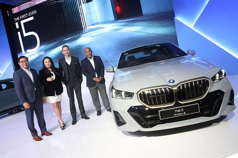 Mobil Listrik BMW i5 Perpaduan antara Sporty dan Kenyamanan - Bagian 2