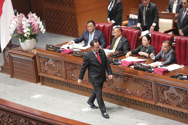 DPR Sahkan RUU tentang Desa dan DKJ Menjadi Undang-Undang - Bagian 2