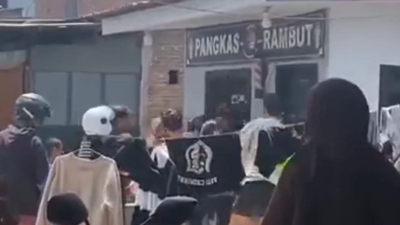 Viral Video Pengeroyokan di Gowa, Diduga Kasus Perselingkuhan Bawa Lari Istri Orang