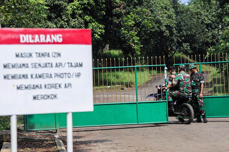 Suasana Lokasi Kebakaran Gudang Peluru Yonarmed, Mobil Jihandak Siaga - Bagian 1