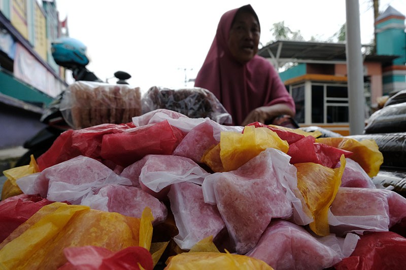Curhat Pedagang Takjil di Pasar Serpong Sepi Pembeli - Bagian 3