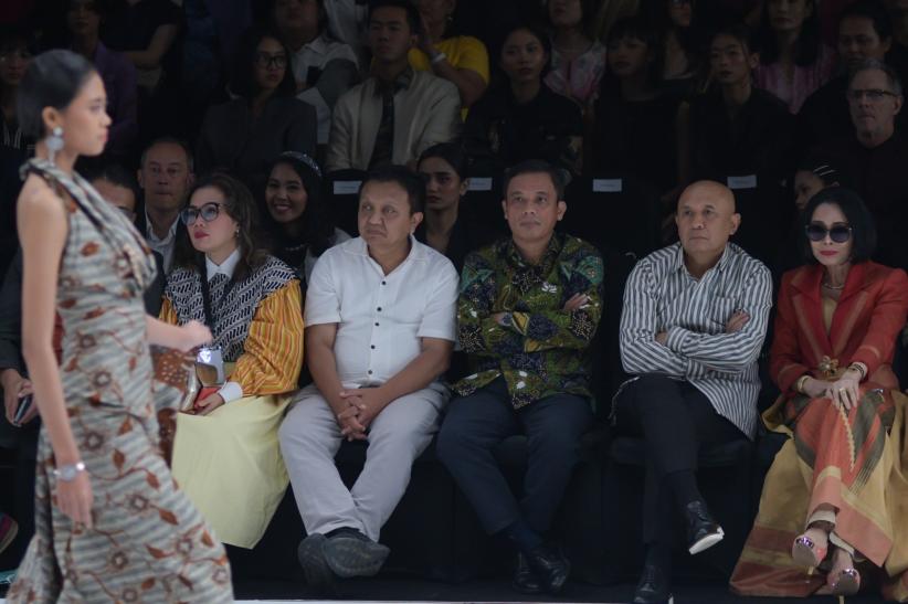 BTN Prioritas Semarakkan Indonesia Fashion Week 2024 - Bagian 2