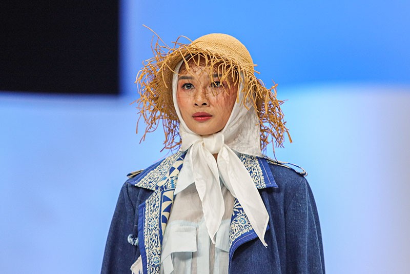 Koleksi Busana saat Hari Terakhir Indonesia Fashion Week 2024 - Bagian 4