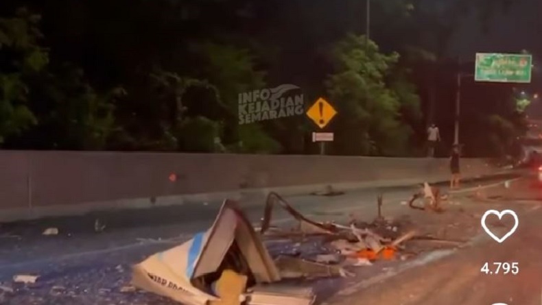 Kecelakaan Bus Pahala Kencana Tabrak Truk Pasir di Tol Tembalang, 2 Penumpang Tewas