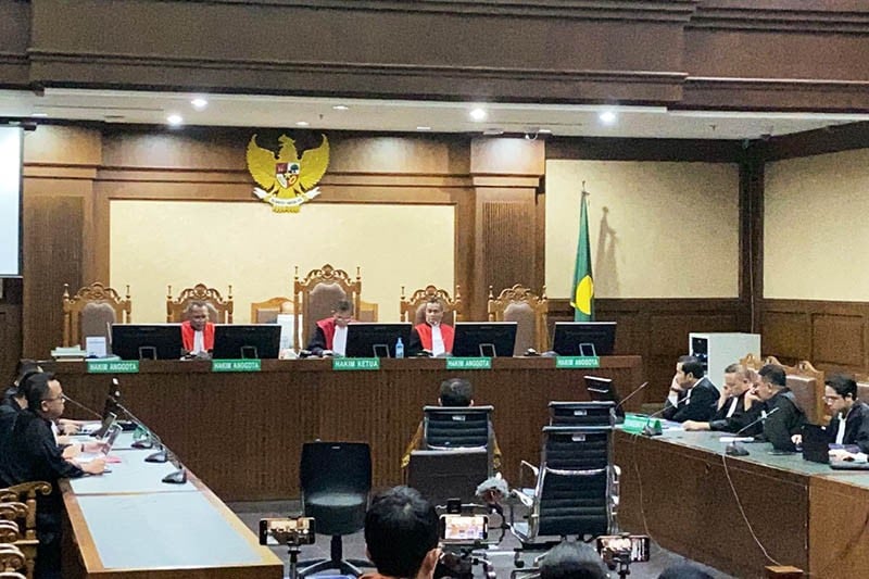 Hakim Tipikor Vonis Sekretaris MA Nonaktif Hasbi Hasan 6 Tahun Penjara  - Bagian 2