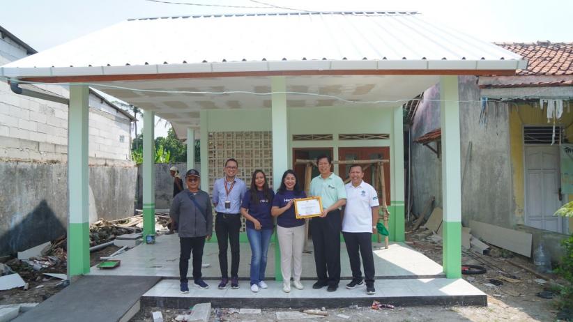 Herbalife Serahkan Rumah bagi Keluarga Berpenghasilan Rendah - Bagian 3