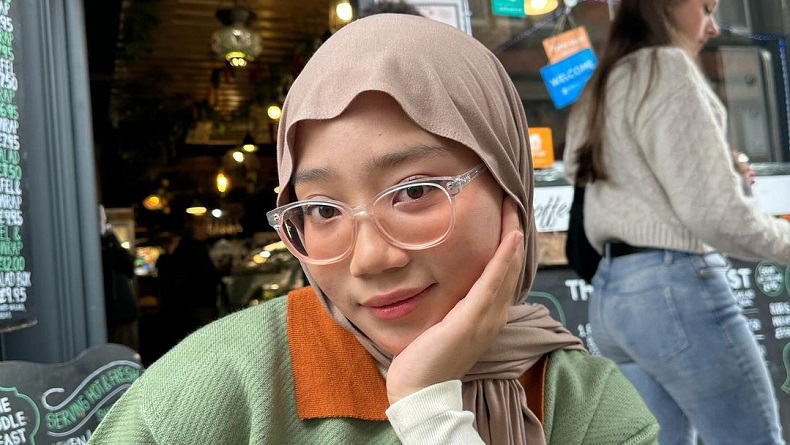 Zara Putri Ridwan Kamil Umumkan Lepas Kerudung di Bulan Ramadhan, Netizen Ramai-ramai Pro dan Kontra