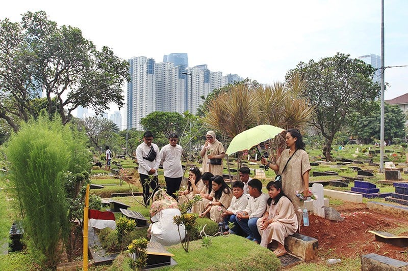 Tradisi Ziarah Kubur saat Idul Fitri - Bagian 2