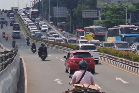 One Way Arus Balik Lebaran 2024, Jalur Semarang-Solo-Jogja Macet Panjang