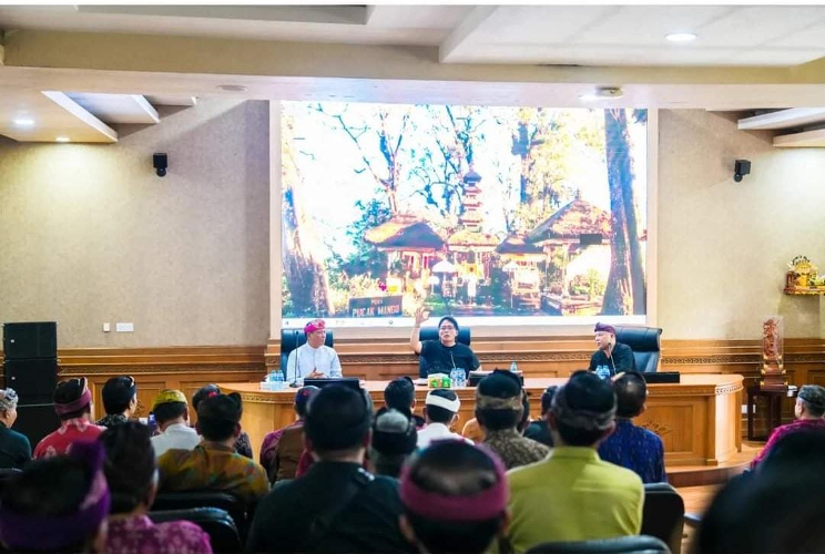 Bupati Badung Terima Audiensi Perbekel dan Bendesa se-Kabupaten Klungkung