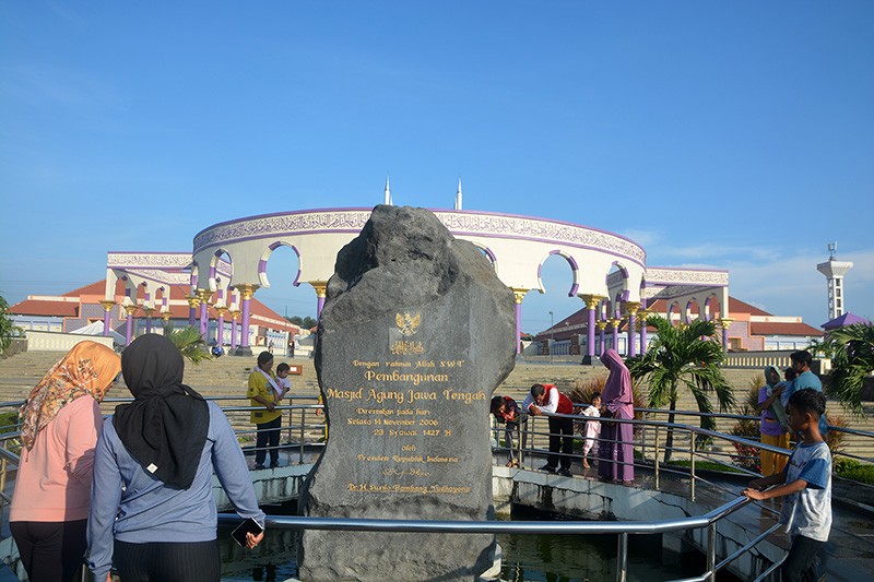 Wisata Religi ke Masjid Agung Jawa Tengah saat Libur Lebaran - Bagian 2