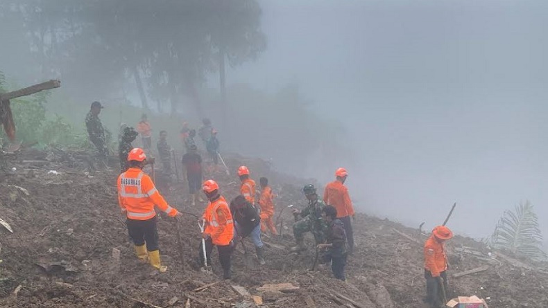 2 Korban Longsor di Tana Toraja Belum Ditemukan, Tim SAR Terkendala Medan