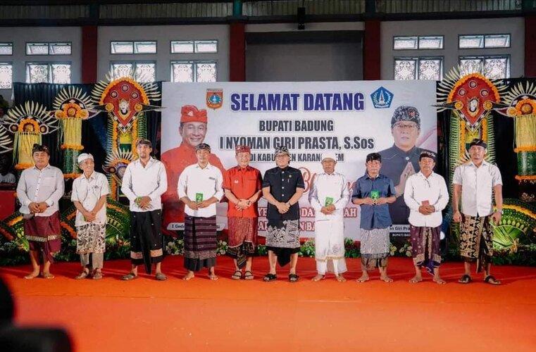 title Badung Angelus Buana, Bupati Giri Prasta Serahkan Rp109 M untuk Karangasem Badung Angelus Buana, Bupati Giri Prasta Serahkan Rp109 M untuk Karangasem