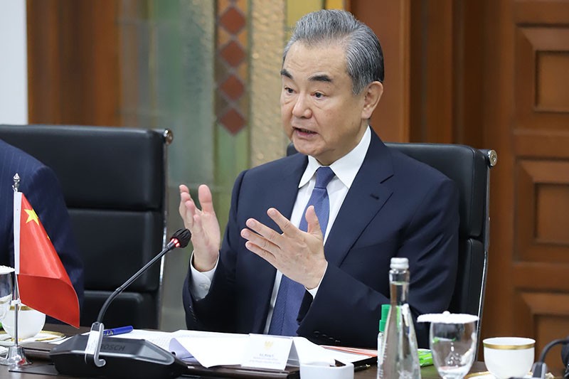 Pertemuan Menlu Retno dan Menlu China Wang Yi Bahas Krisis Timur Tengah dan Palestina - Bagian 4