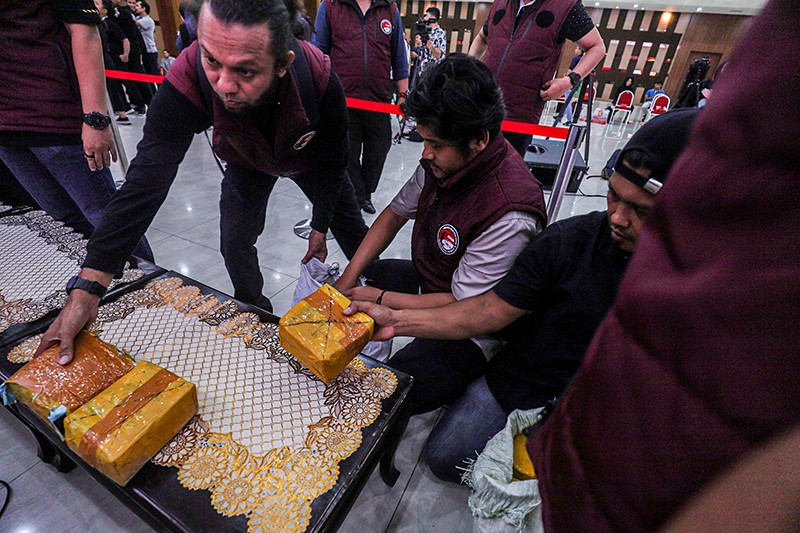 2 Pegawai Maskapai Swasta Terlibat Peredaran 24 Kg Sabu dan 1.841 Pil Ekstasi - Bagian 4