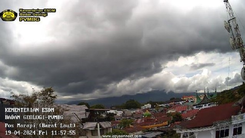 Gunung Marapi Erupsi, Tinggi Kolom Abu Vulkanis Tak Teramati karena Tertutup Awan