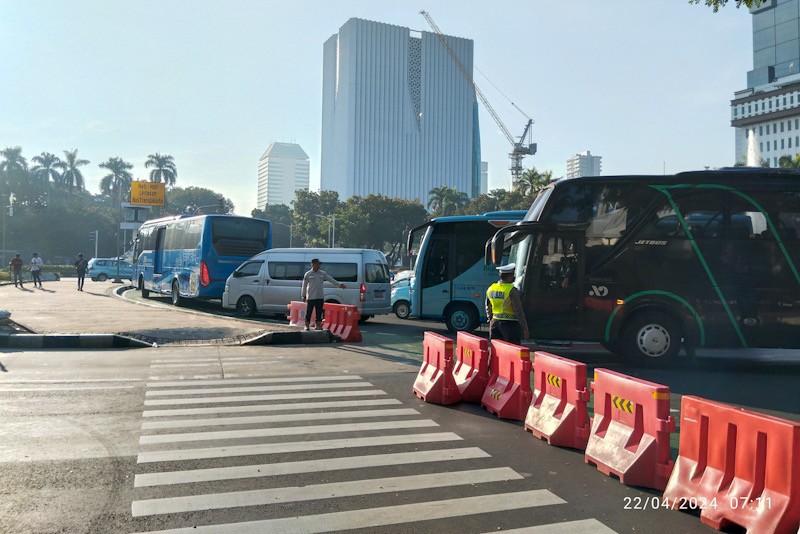 Jelang Putusan MK soal Hasil Pilpres, Begini Kondisi Lalu Lintas Sekitar Monas - Bagian 2