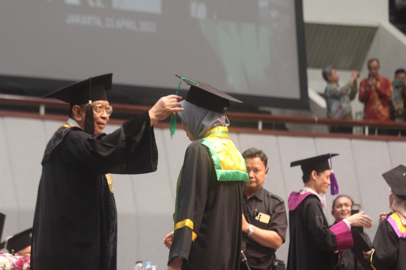 Hadiri Wisuda Universitas Moestopo, Ketua DKPP: Kampus adalah Agent of Change Bagi Tegaknya Demokrasi - Bagian 3