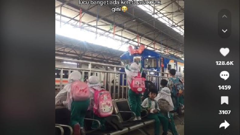 Bikin Iri, Anak TK Zaman Sekarang Study Tour Naik Kereta