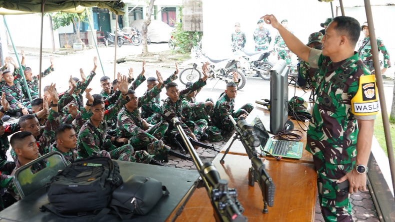 Aslat KSAD Datangi Mako Yonif Raider 500/Sikatan, Cek Kesiapan Prajurit