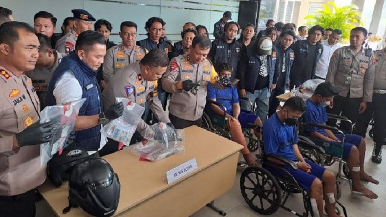 Polisi Tangkap 3 Perampok Toko Emas Bersenjata Api di Blora
