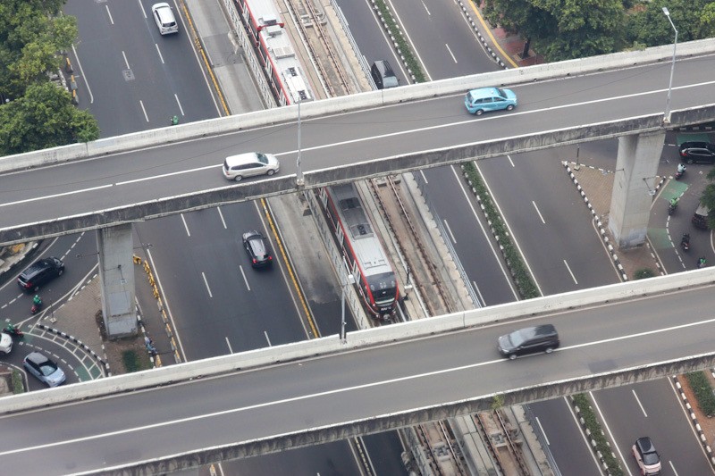 Penumpang LRT Jabodebek Naik Pascalebaran - Bagian 3
