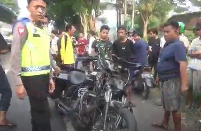 Kecelakaan Moge Tabrak Minibus Di Jalur Pantura Probolinggo, Suami ...