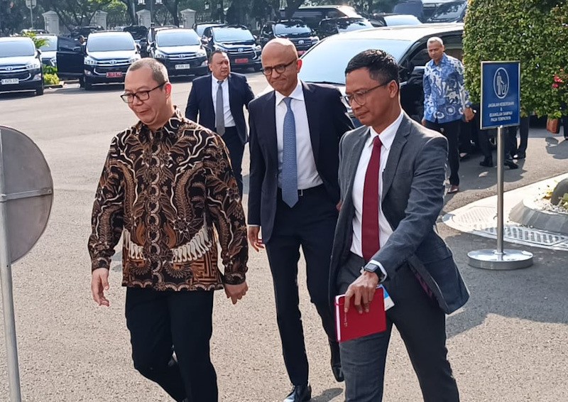 CEO Microsoft Satya Nadella Temui Presiden Jokowi di Istana - Bagian 2
