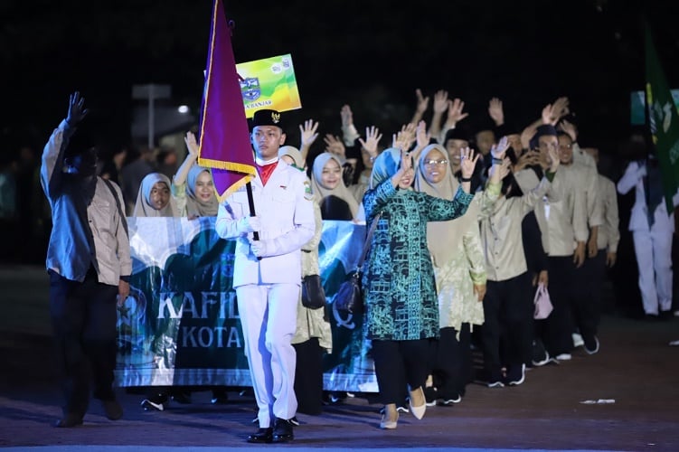 Pemprov Jabar Kembali Gelar MTQ ke-38, Ribuan Warga Meriahkan Pawai Ta'aruf